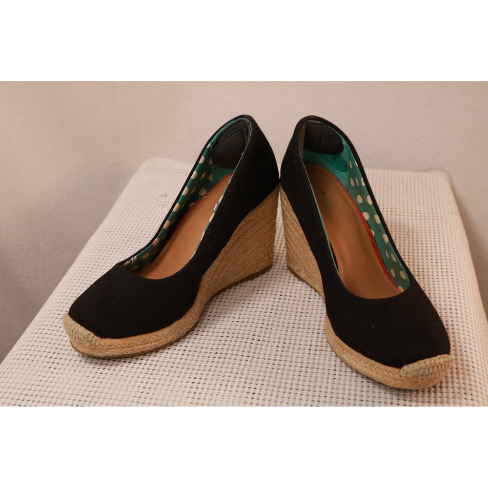 Merona Women’s Wedge Heels Size 7 Black Espadrille Pumps Closed Toe
